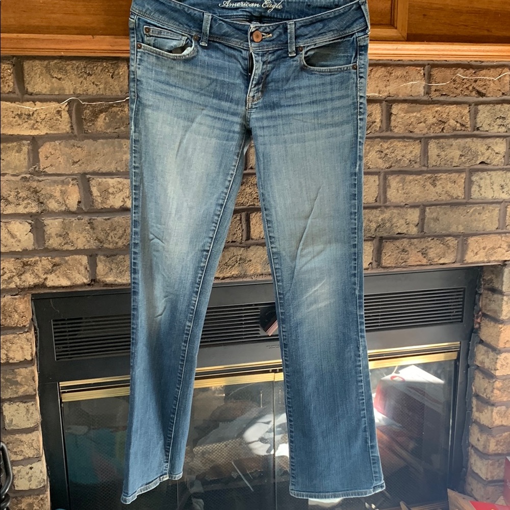American Eagle Outfitters Med Wash Women’s Jeans - Blue size 8 reg slim boot guc